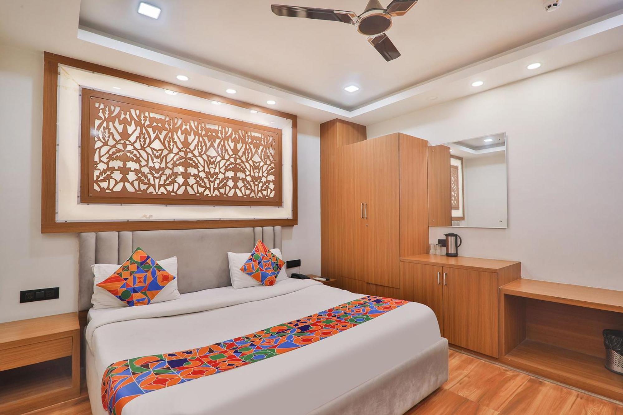 Fabhotel Shaurya Inn Lucknow Exterior photo